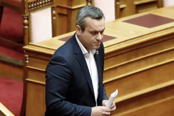 Μαμουλάκης: «Φέρνει» στην Βουλή τη δραματική κατάσταση γεφυρών του ΒΟΑΚ