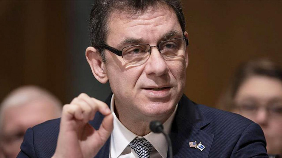 Καθησυχαστικός ο Μπουρλά για την ευλογιά των πιθήκων