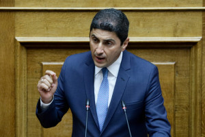 Αυγενάκης: 15 δράσεις στην κατεύθυνση της προστασίας των παιδιών