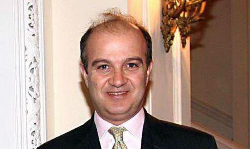 Έρευνα των ελληνικών αρχών σε σπίτι πρώην στελέχους της UBS