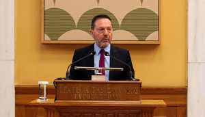 Στουρνάρας: Ζητά δύο μειώσεις επιτοκίων πριν τις καλοκαιρινές διακοπές