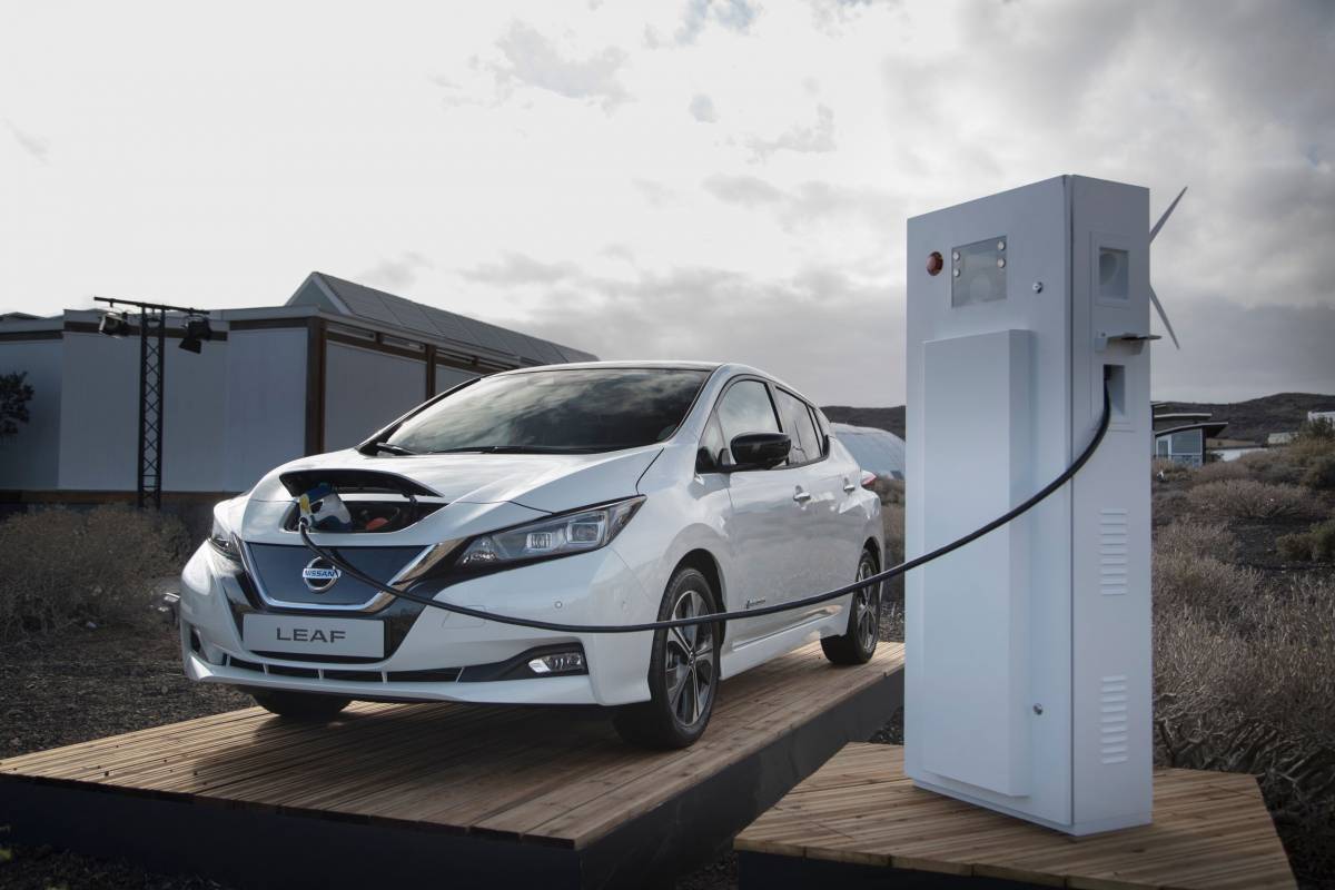 Η Nissan ενημερώνει για τα EVs με εκπαιδευτική σειρά