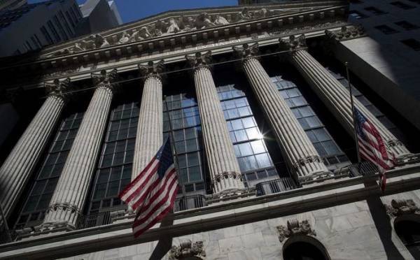 Σε ανοδική πορεία η Wall Street- «Νοσεί» ο μαύρος χρυσός