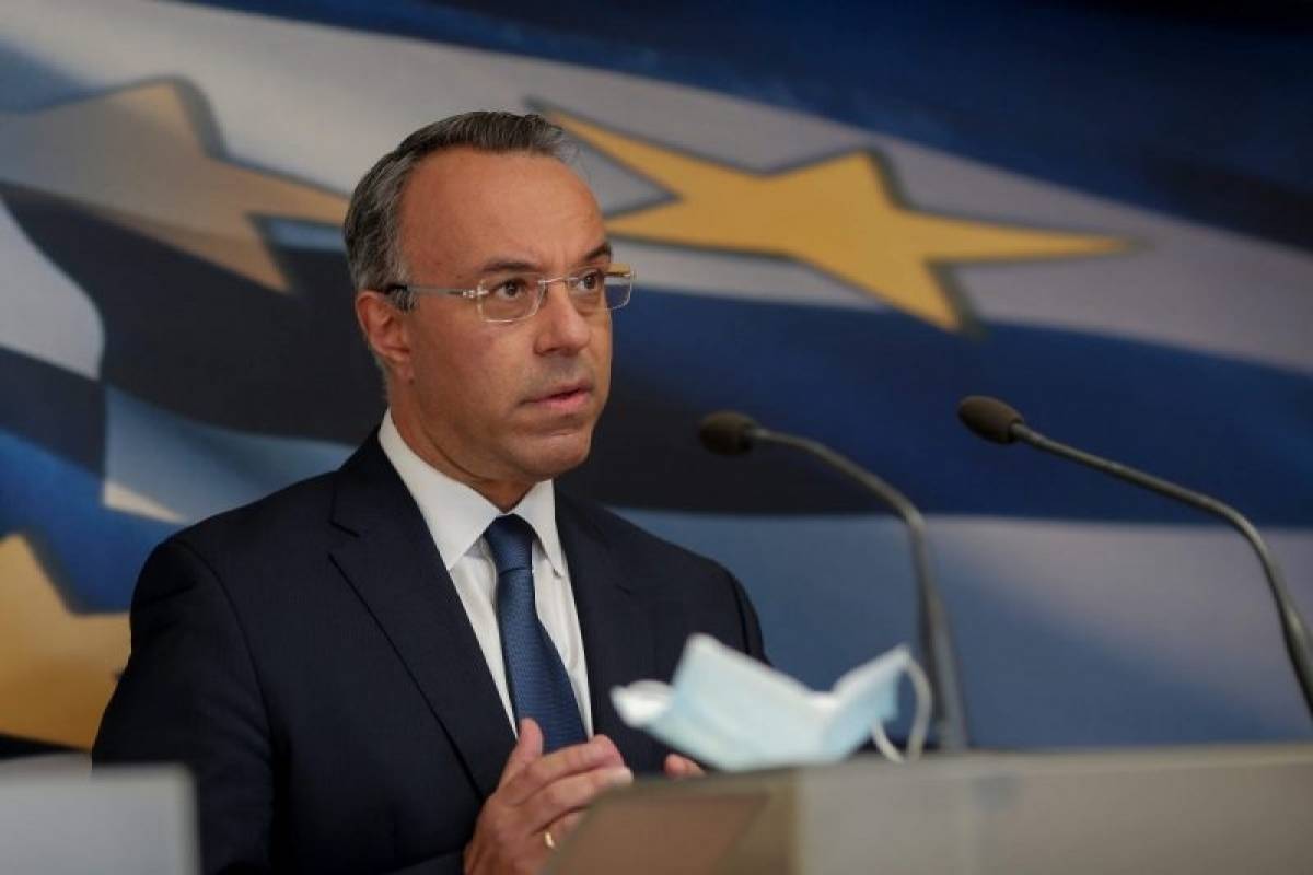 Σταϊκούρας: Επέκταση επιδότησης δόσεων δανείων και παράταση για τις επιταγές