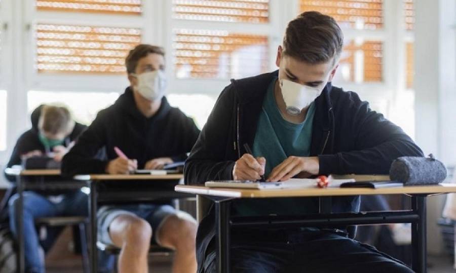 Τα μέτρα για τα παιδιά στα σχολεία-Τι μάσκα να φορούν