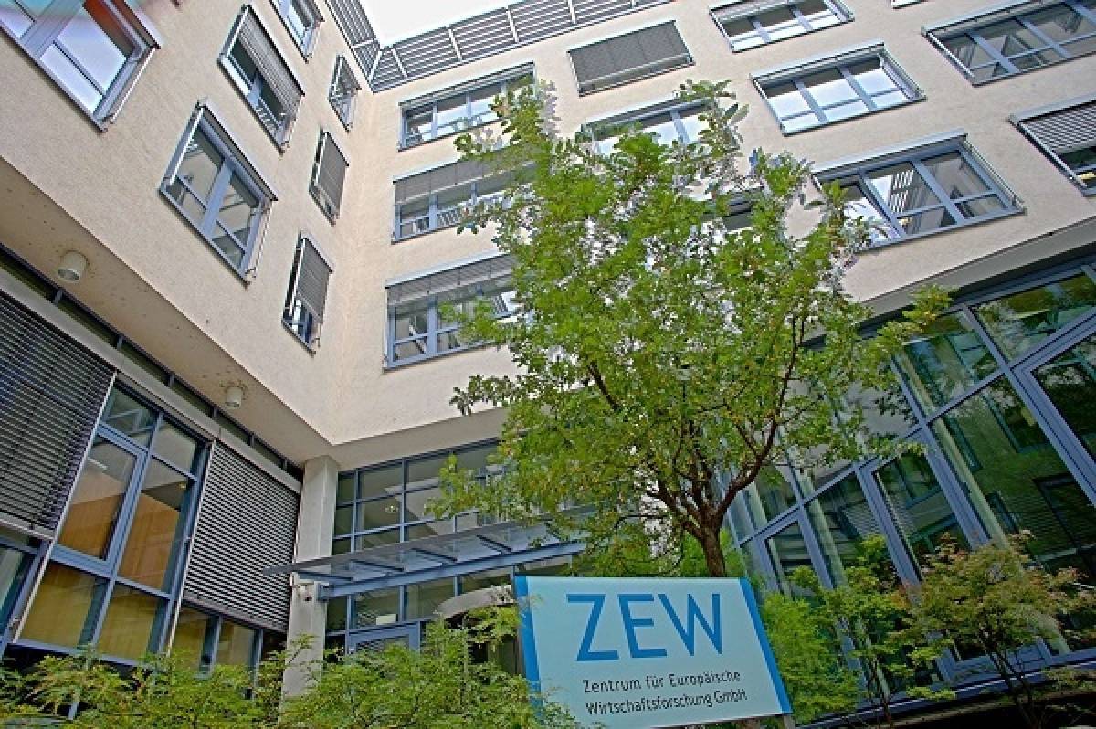 Γερμανία: Ενισχύθηκε στις 63,4 μονάδες το επενδυτικό κλίμα τον Ιούνιο