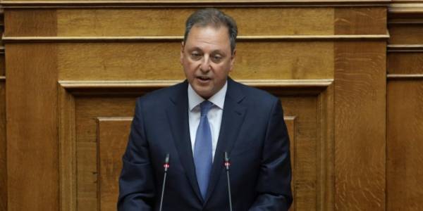 Λιβανός: «Δεν ανοίγει μύτη» στο ΣΥΡΙΖΑ για τον Παπαδημούλη