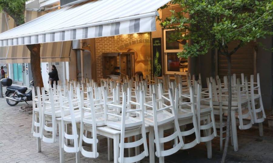 Μείωση τζίρου 74% στα καταλύματα και 57% στην εστίαση τον Ιανουάριο