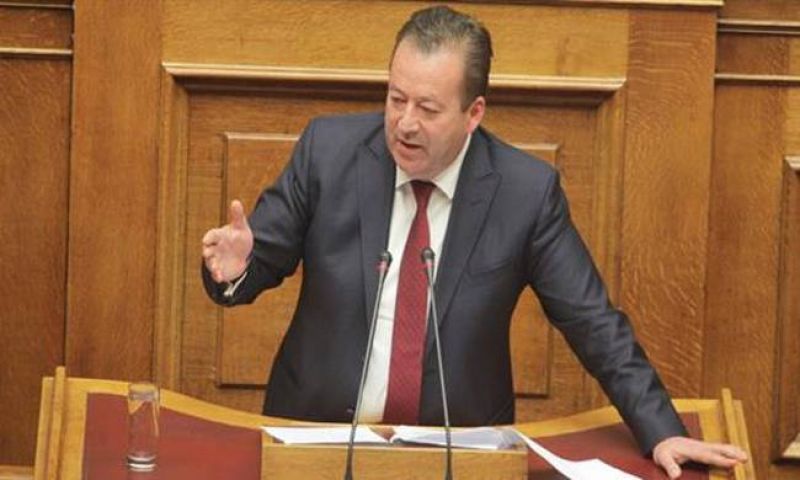 Κατά του δημοψηφίσματος τέσσερις βουλευτές των ΑΝΕΛ