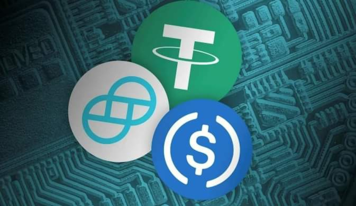 Το Bitcoin «φρενάρει», αλλά τα stablecoins συνεχίζουν να κερδίζουν δυναμική