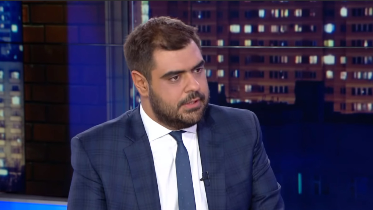 Κόντρα Μαρινάκη- ΠΑΣΟΚ για Τέμπη και... Σάντσεθ