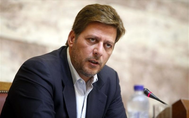 Απλοποιούνται οι διαδικασίες για την τοποθέτηση πλωτών εξεδρών