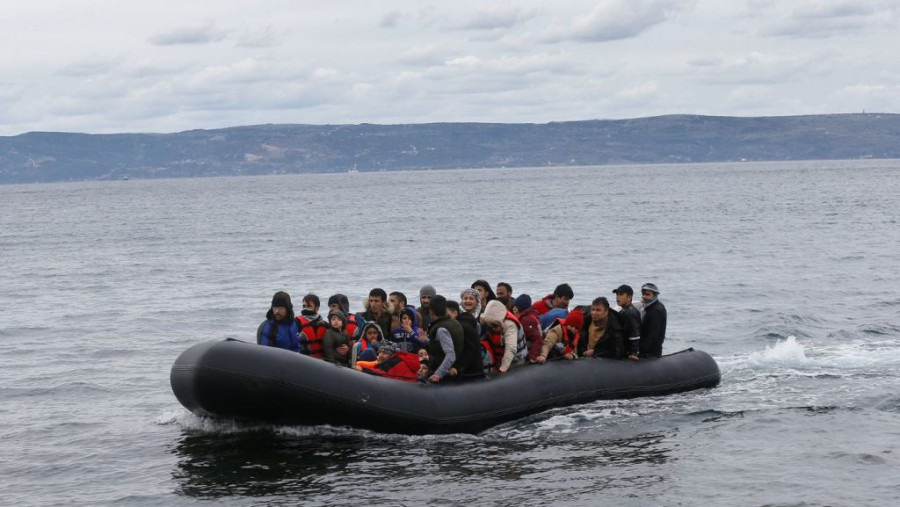 Κρήτη: Εντοπίστηκαν περίπου 50 μετανάστες σε λέμβο νότια των Καλών Λιμένων