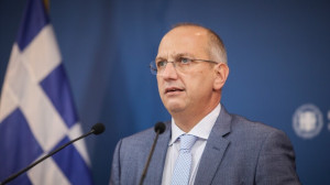 Οικονόμου: Ξεκινά η καταβολή της προκαταβολής της βασικής ενίσχυσης