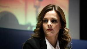Αχτσιόγλου: Οι μικρομεσαίες επιχειρήσεις είναι αποκλεισμένες από το Ταμείο Ανάκαμψης