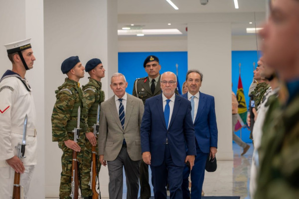 Νέα δικαστήρια σε πρώην στρατόπεδα: Συμφωνία Δικαιοσύνης και Άμυνας για την αξιοποίηση της δημόσιας περιουσίας