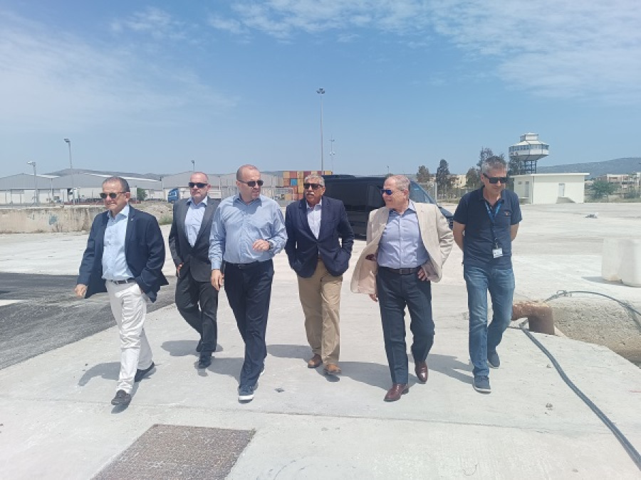 Αντιπροσωπεία της αιγυπτιακής κυβέρνησης στο λιμένα Βόλου