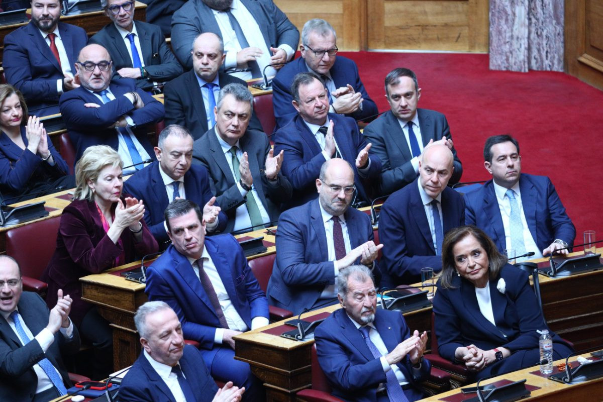 Βουλευτές και «Αρχοντόπουλα» στη ΝΔ - Τριβές και παρασκήνιο