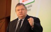Βενιζέλος: «Καθαρή είσοδος» στο 2018 και το 4ο Μνημόνιο