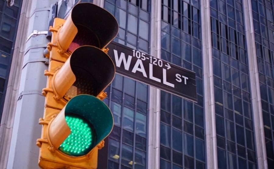 Η αισιοδοξία για το εμβόλιο έδωσε ώθηση στη Wall Street