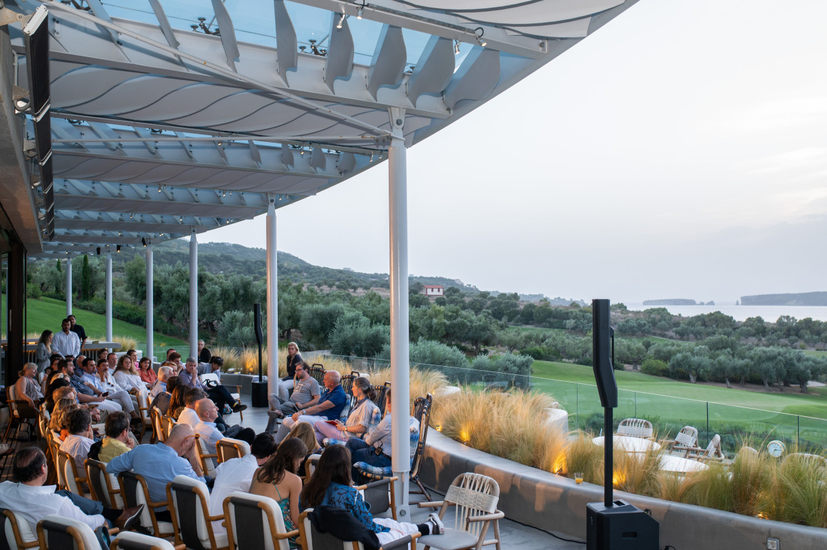 Ολοκληρώθηκε το «Democracy and Happiness Weekend» στην Costa Navarino