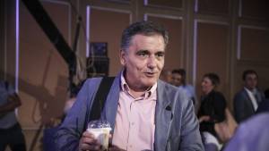 Τσακαλώτος προς επενδυτές: Δεν σας επιφυλάσσουμε εκπλήξεις