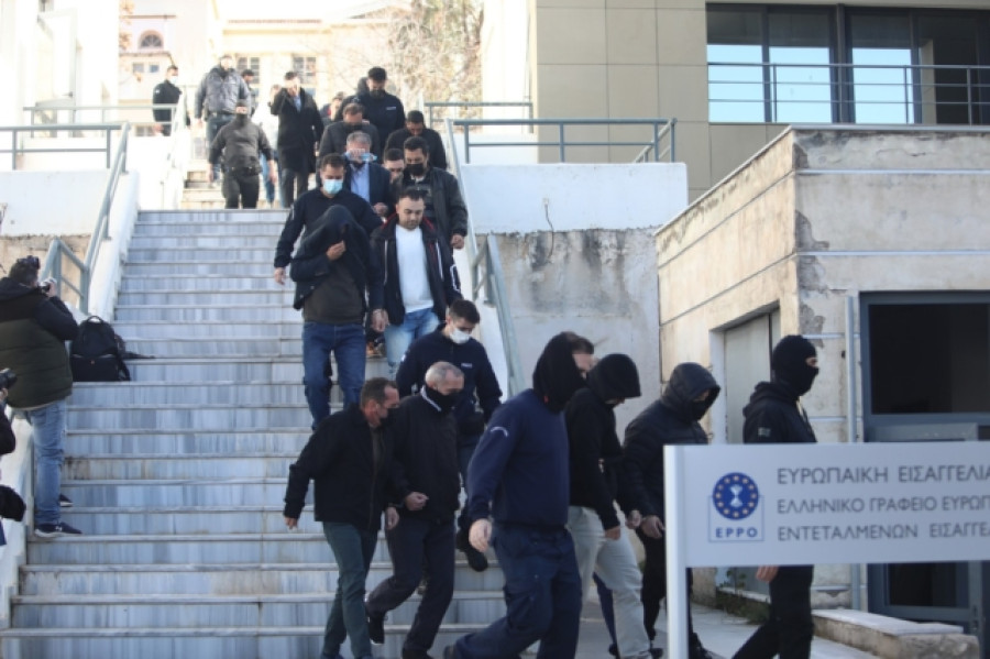 Κολωνός: Αντιδράσεις μετά την εισαγγελική πρόταση για μητέρα και Μίχο