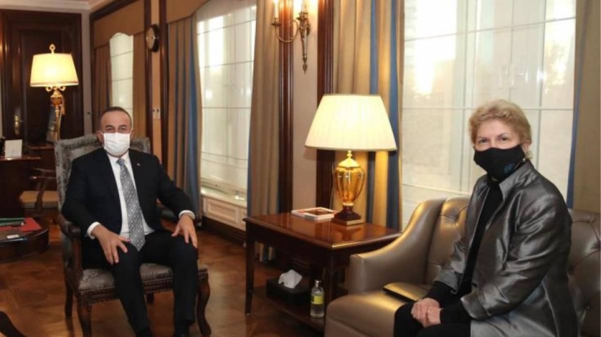 Τσαβούσογλου: Η Τουρκία στηρίζει λύση των δύο κρατών στην Κύπρο