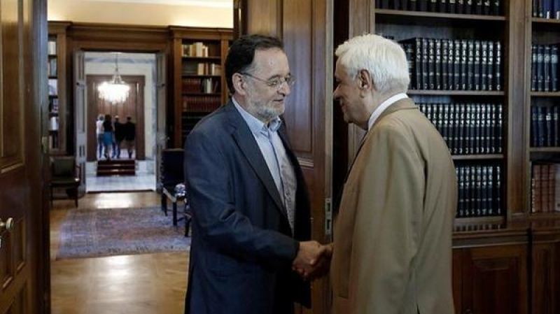 Πυρά Λαφαζάνη κατά ΠτΔ- "Εντολοδόχος της κυβέρνησης ο Παυλόπουλος"