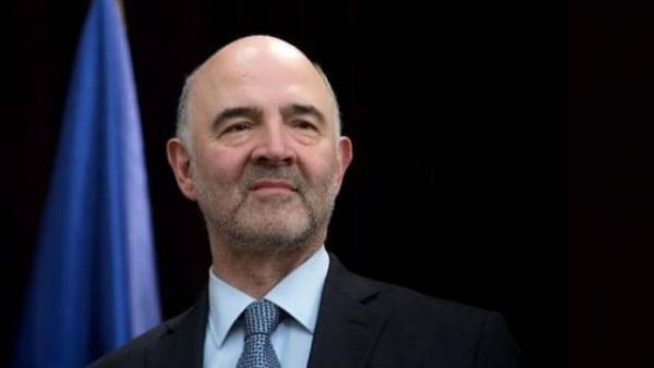 Μοσκοβισί: Δεν χρειάζεται πλέον η θέση του Κοστέλο στην Αθήνα