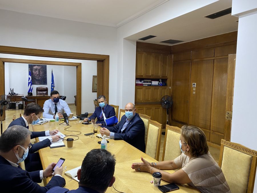 Υπ.Υγείας: Σύσκεψη για καταγραφή και αύξηση των ΜΕΘ στην Αττική
