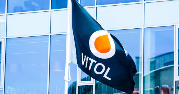 Vitol: Aναμένει ροή ρωσικού πετρελαίου προς Ασία και Μέση Ανατολή