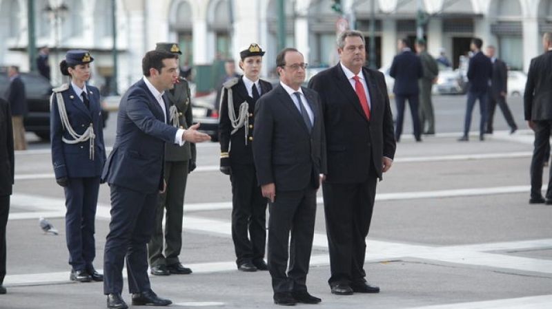«Μετά βαΐων και κλάδων» η υποδοχή στον Φ.Ολάντ