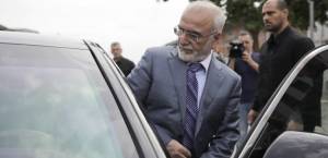Ο κόκκινος συναγερμός για τη λίστα των κυρώσεων και τον Σαββίδη και η αγωνία της κυβέρνησης