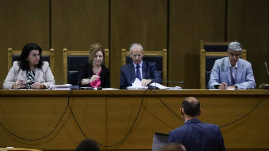 Δίκη Χρυσής Αυγής: Αρνήθηκαν έκνομες ενέργειες Ηλιόπουλος - Ζησιμόπουλος