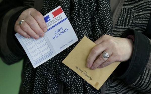 Ιδού οι 11 υποψήφιοι των γαλλικών εκλογών