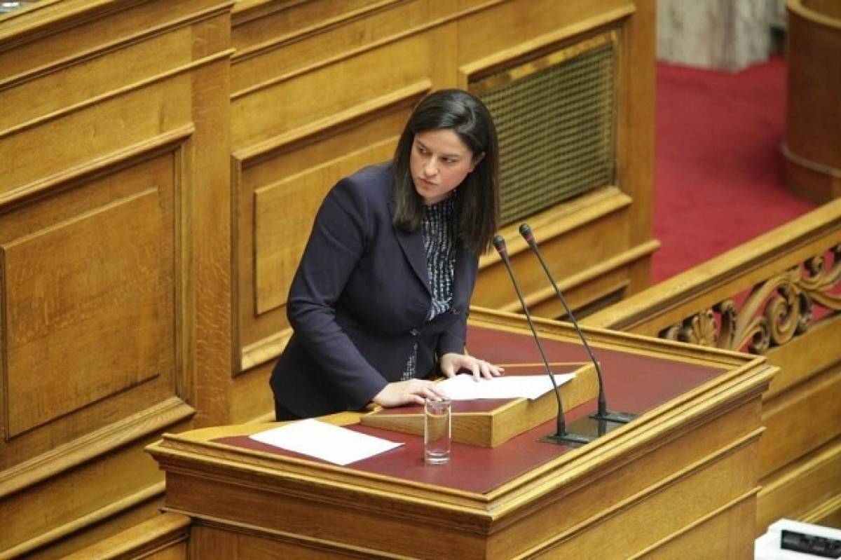 Για «νοσηρή κατάσταση» στα πανεπιστήμια κάνει λόγο η Κεραμέως