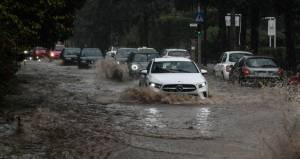 Κλειστά όλα τα σχολεία αύριο στην Αττική λόγω της κακοκαιρίας