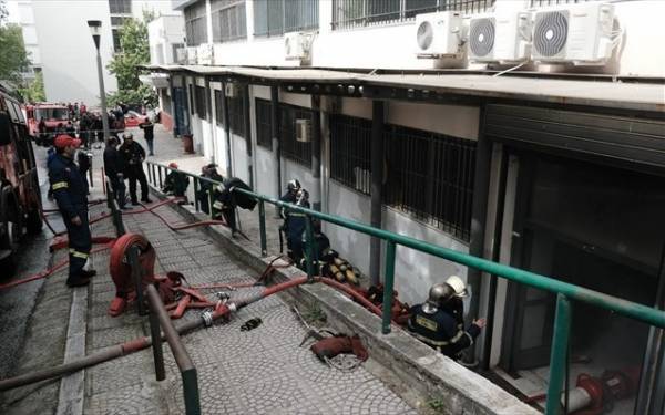 Υπό έλεγχο η φωτιά στο Τμήμα Βιολογίας του ΑΠΘ