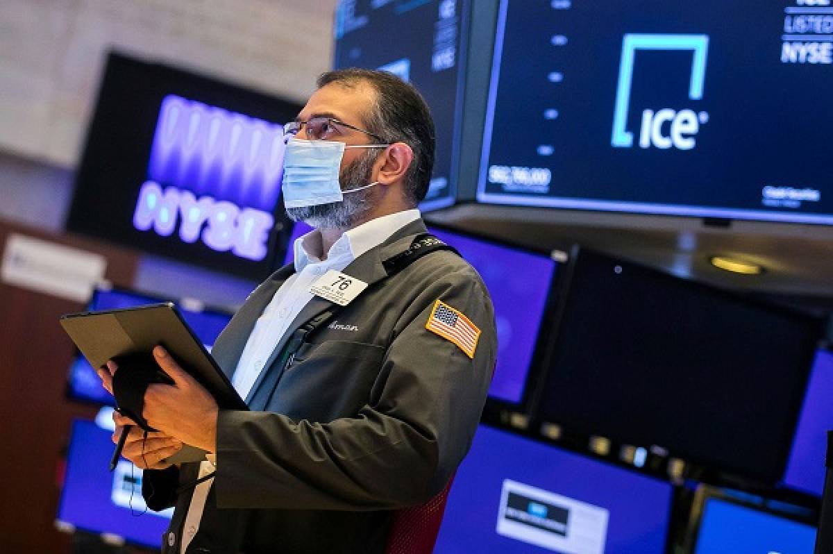 Στη δίνη των προβλέψεων της Fed παρέμεινε η Wall Street