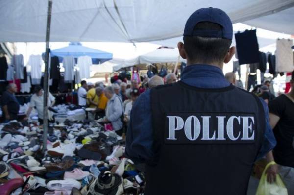 ΔΙΜΕΑ: 61 παραβάσεις σε 338 ελέγχους για παρεμπόριο