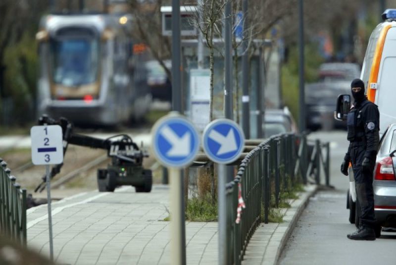 Εκρήξεις Βρυξέλλες: «Συναγερμός» στην Αντιτρομοκρατική-Σε εξέλιξη επιχείρηση εντοπισμού των μακελάρηδων