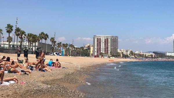 Βαρκελώνη: Εκκενώθηκε παραλία λόγω εκρηκτικού μηχανισμού στη θάλασσα
