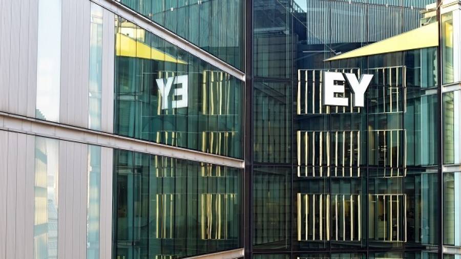 «Έκρηξη» της ιδιοκτησίας αυτοκινήτων με τους millennials… στο τιμόνι