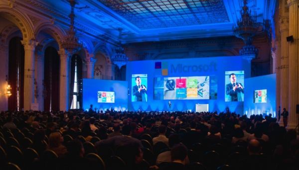 Η Socital startup χορηγός στο δεύτερο Microsoft Summit