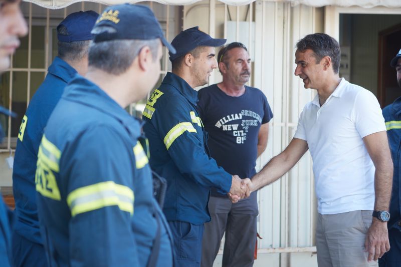 Μητσοτάκης: Να διαφυλάξουμε τα δάση σε Υμηττό, Πάρνηθα, Πεντέλη