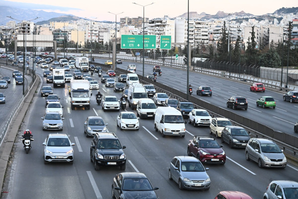 Κηφισός: Κυκλοφοριακές ρυθμίσεις ως την Πέμπτη (1/10) λόγω εργασιών
