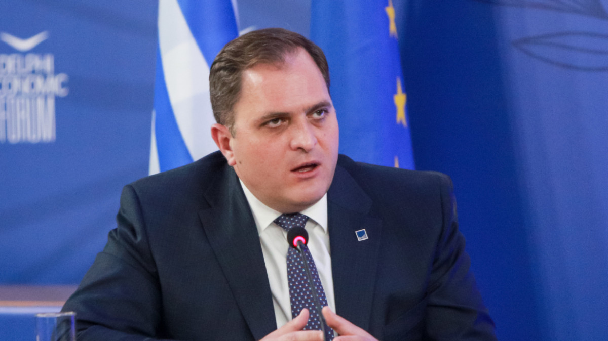 Πιτσιλής: Πρέπει να πληρώνουν φόρο οι influencers
