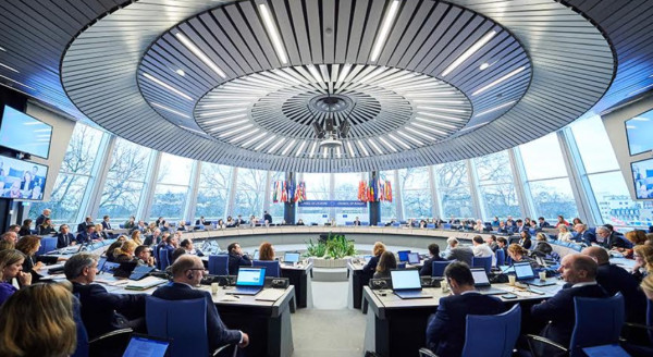 Άμεση απελευθέρωση των φυλακισμένων πολιτικών στην Τουρκία ζητεί το ΣτΕ