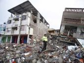 Διεθνής βοήθεια στον Ισημερινό μετά τον φονικό σεισμό